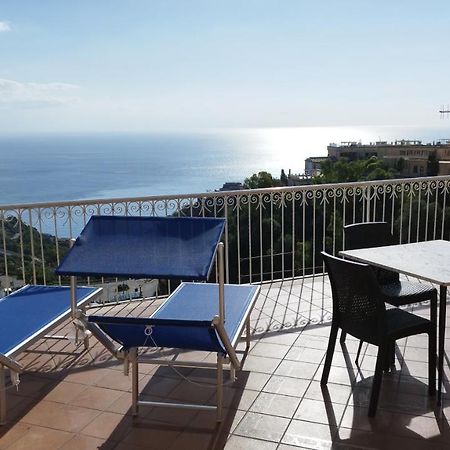 Casa Carmela Panoramic Center Apartment Taormina Exterior photo