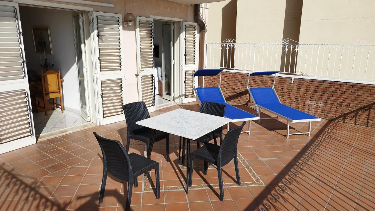 Casa Carmela Panoramic Center Apartment Taormina Exterior photo